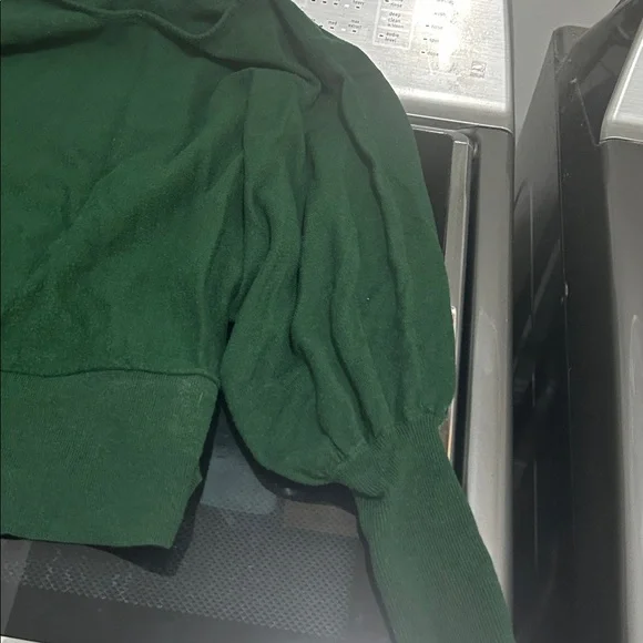 Women’s extra small xs green sweater top - Picture 2 of 5